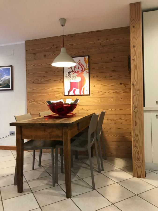Alloggio Turistico Maison S Anselme Vda Aosta Cir 0015 Bagian luar foto